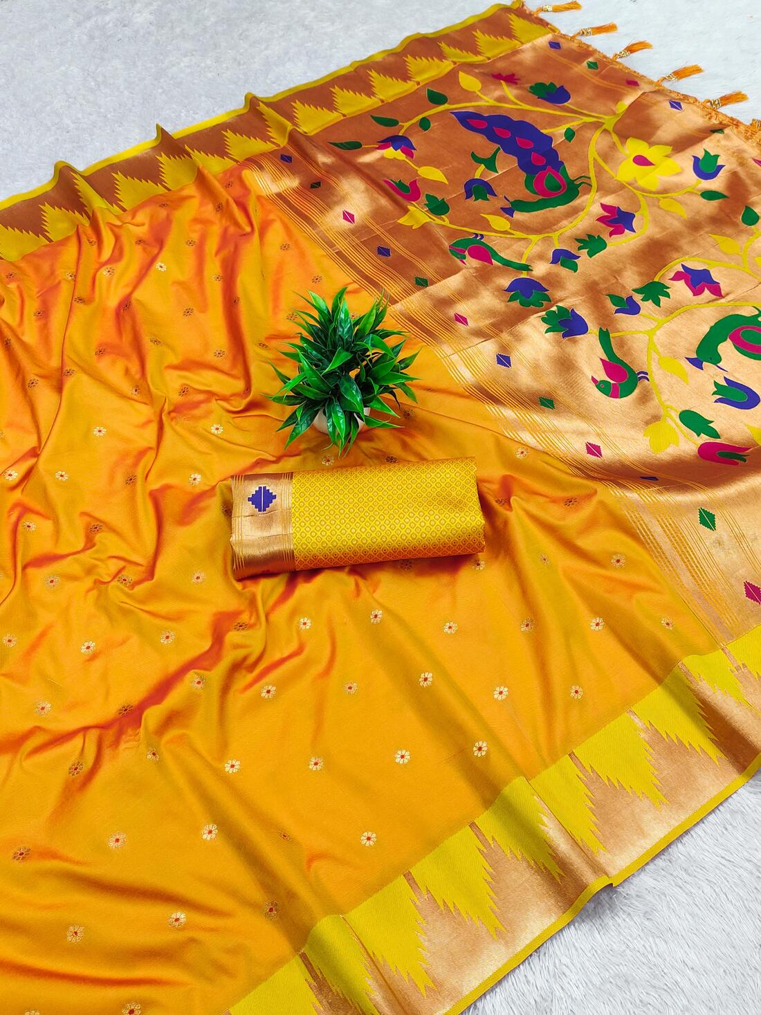 Supernal Mustard Paithani Silk Saree With Magnetic Blouse Piece