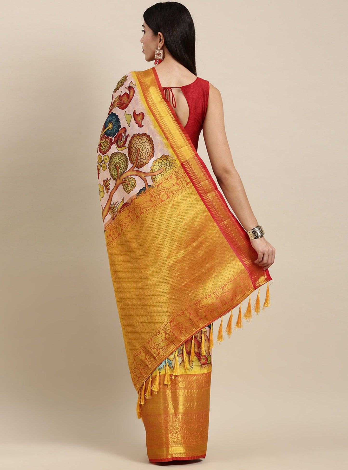 Arresting Beige Kalamkari Printed Saree With Impressive Blouse Piece