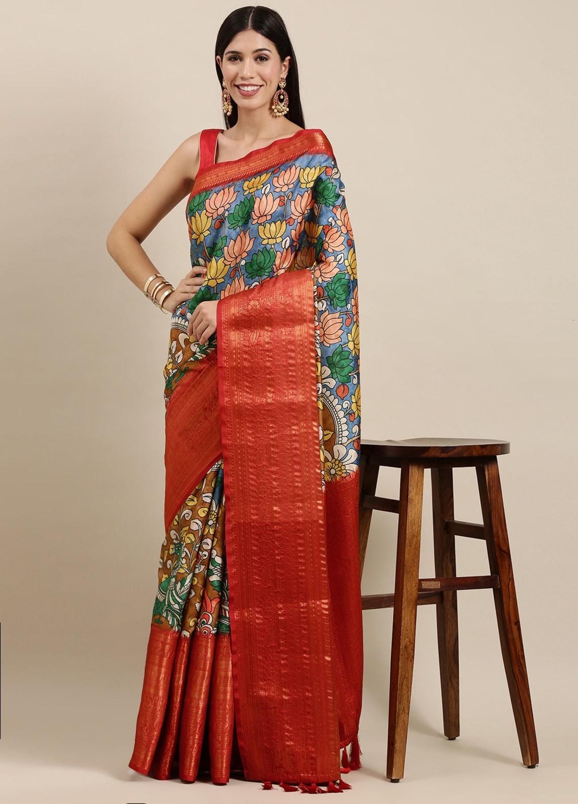 Energetic Beige Kalamkari Printed Saree With Classy Blouse Piece