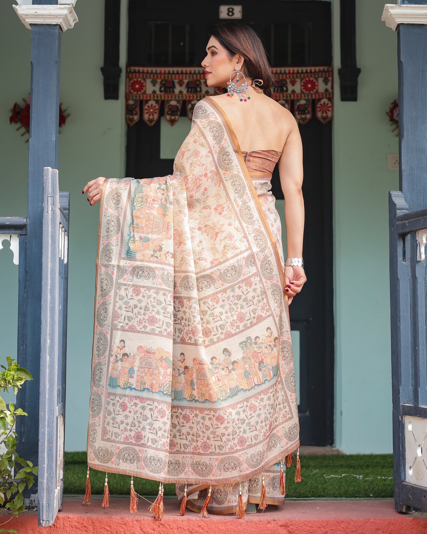 Ivory Beige Handcrafted Printed Silk Saree with Traditional Motifs & Designer Pallu