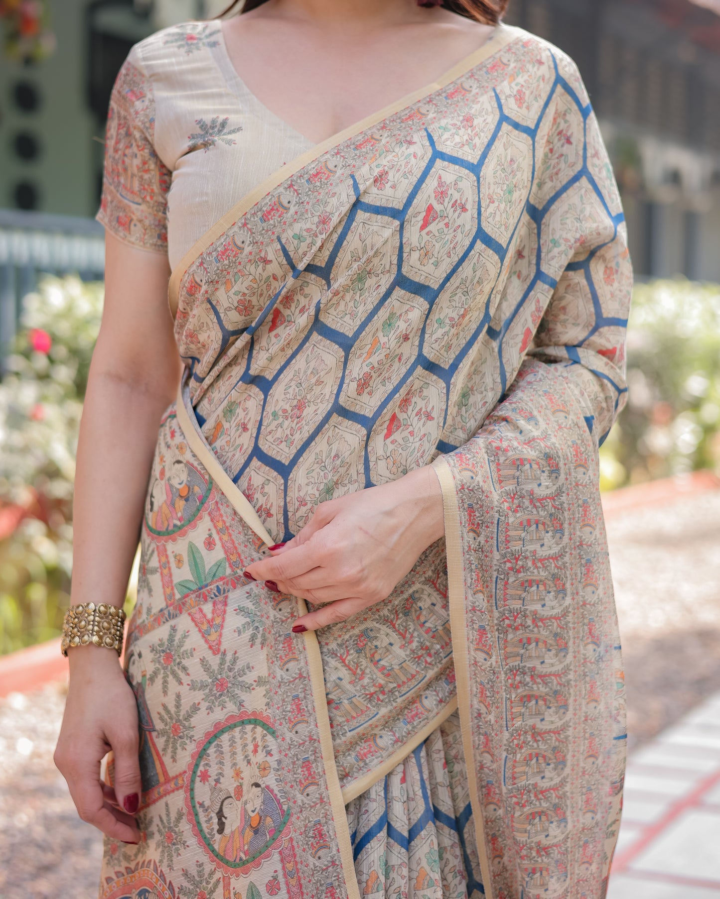 Ivory Blue Printed Silk Saree with Geometric Pattern & Traditional Pallu