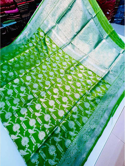 Classy Green Soft Banarasi Silk Saree With Precious Blouse