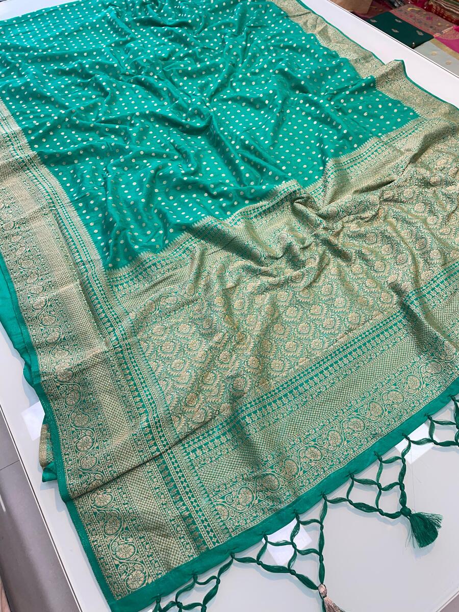 Nebula Sea Green Soft Banarasi Silk Saree With Ailurophile Blouse Piece