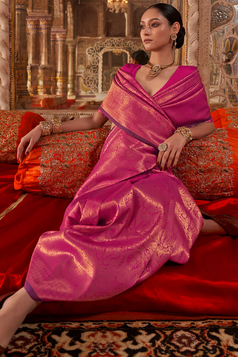 Glorious Dark Pink Kanjivaram Silk Saree With Stunner Blouse Piece