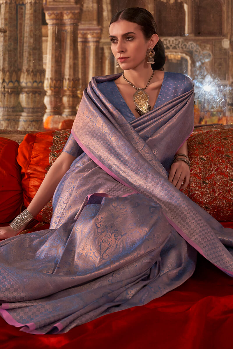 Scrupulous Lavender Kanjivaram Silk Saree With Ebullience Blouse Piece