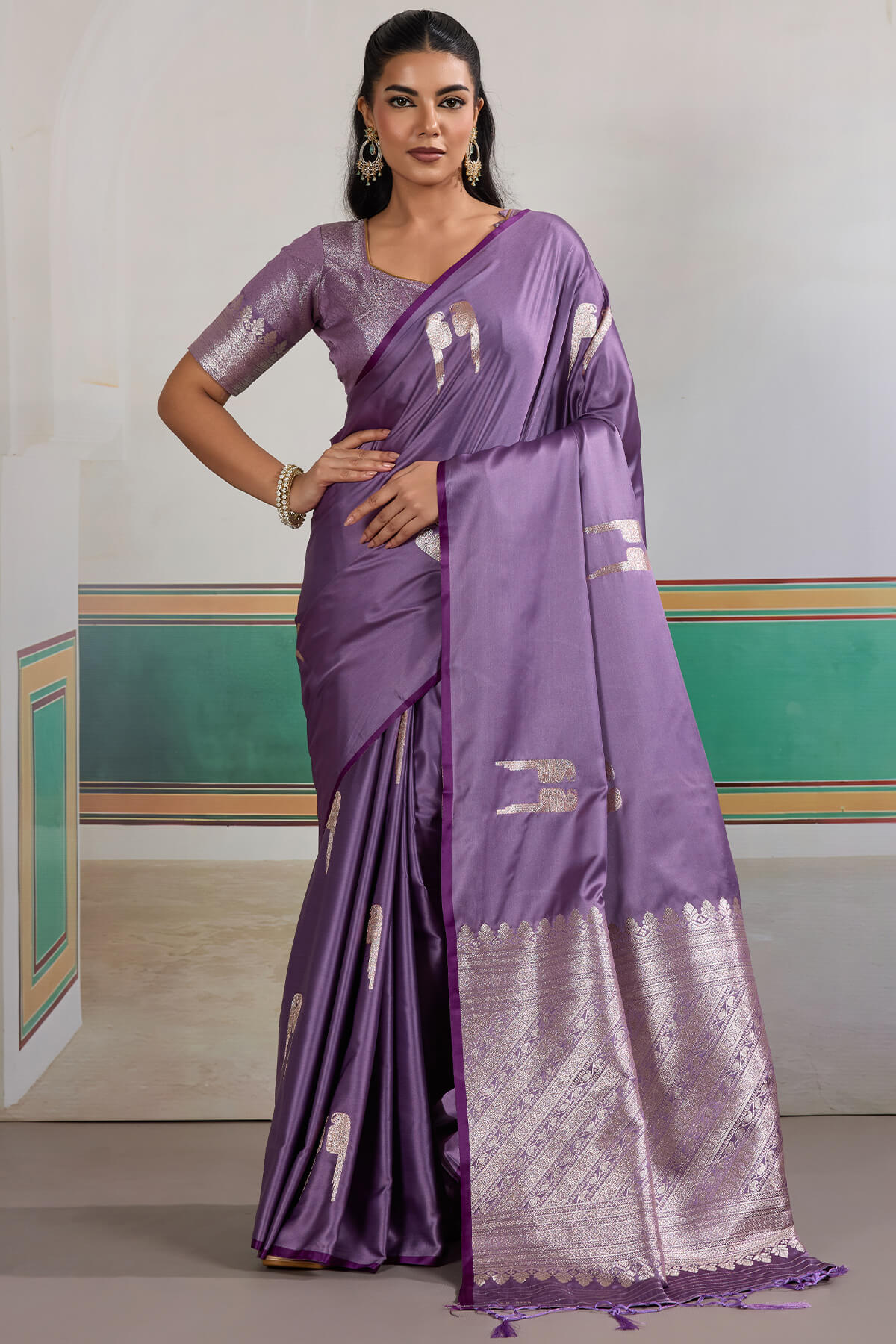 Staring Lavender Banarasi Satin Silk Saree With Desiring Blouse