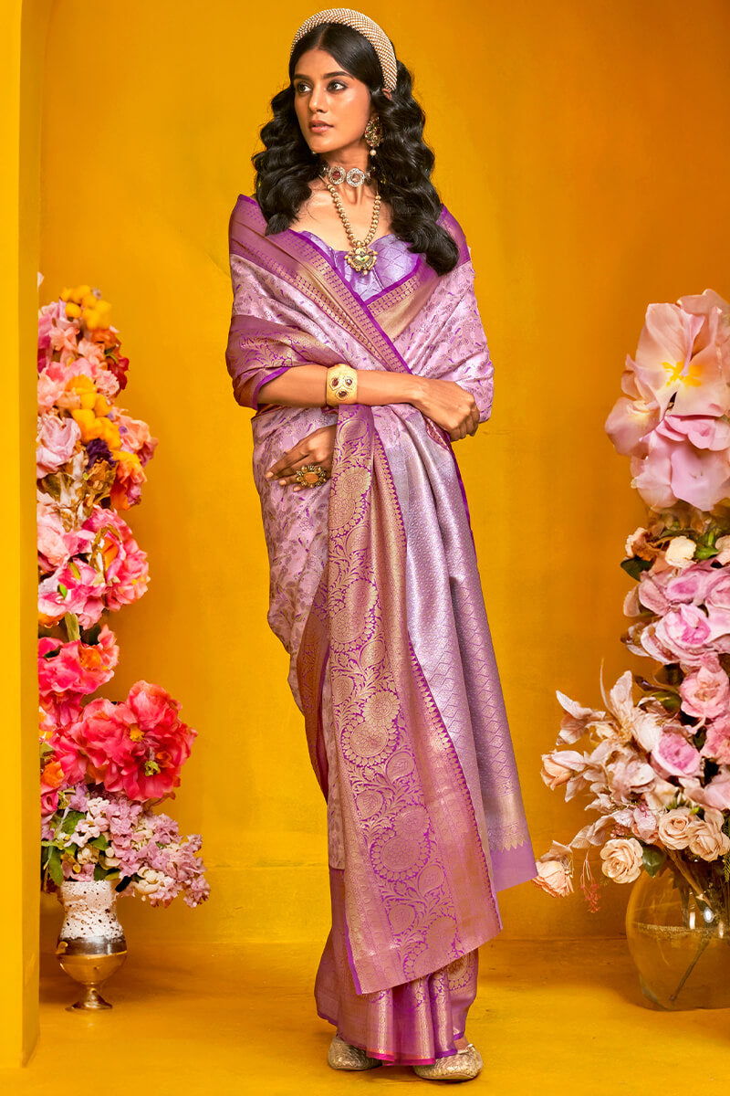 Effervescent Lavender Kanjivaram Silk Saree With Scrumptious Blouse Piece