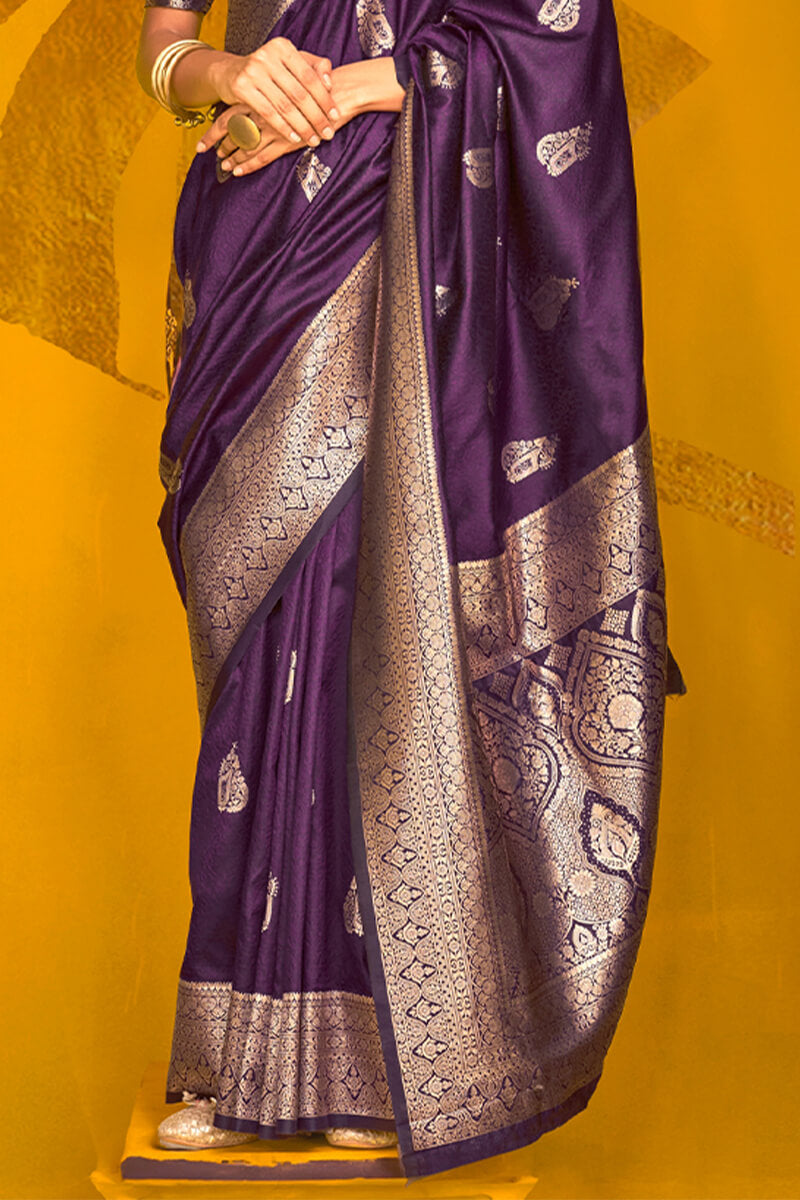 Entrancing Purple Soft Banarasi Silk Saree With Beauteous Blouse Piece