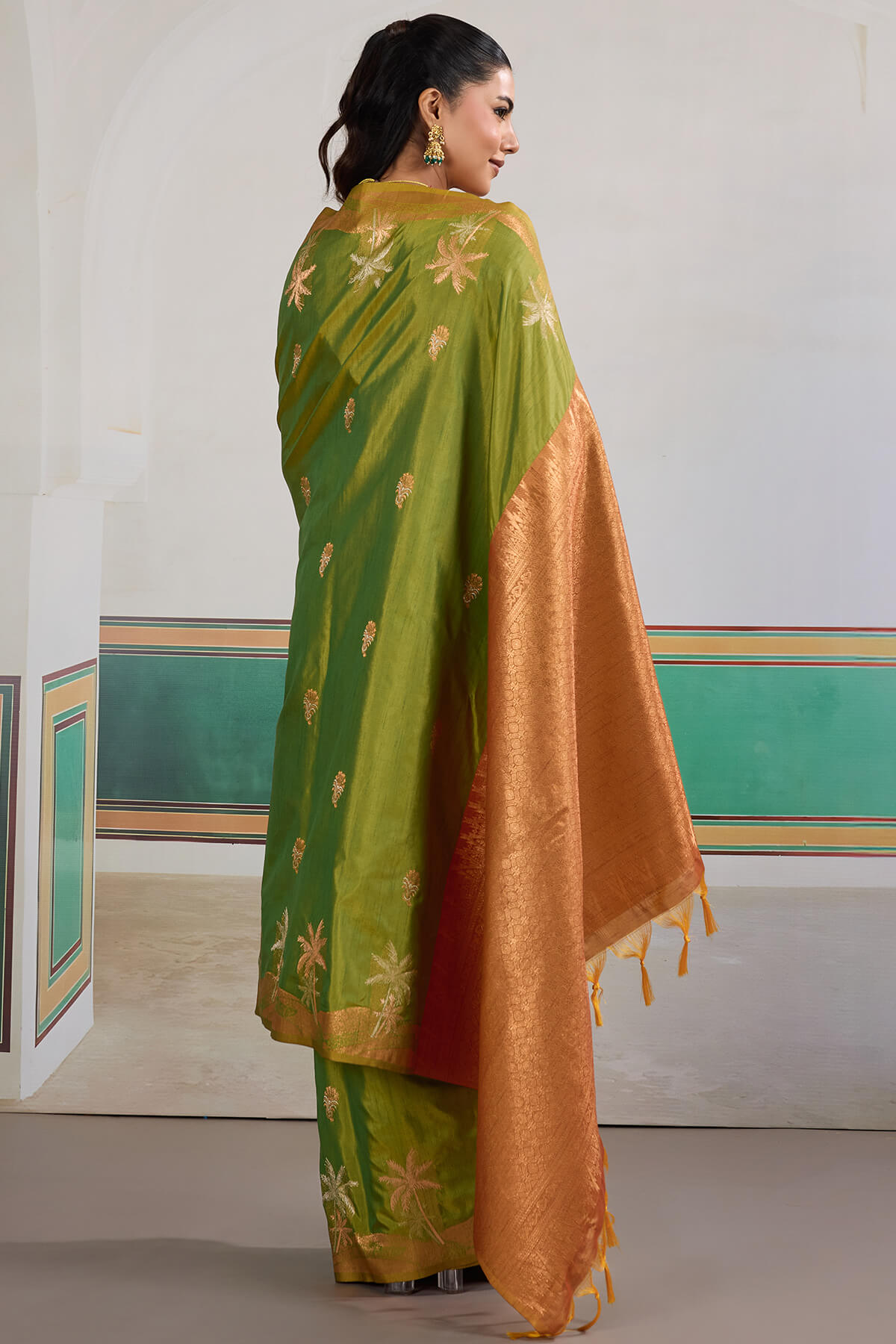Deserving Green Banarasi Tussar Silk Saree With Magnificat Blouse Piece
