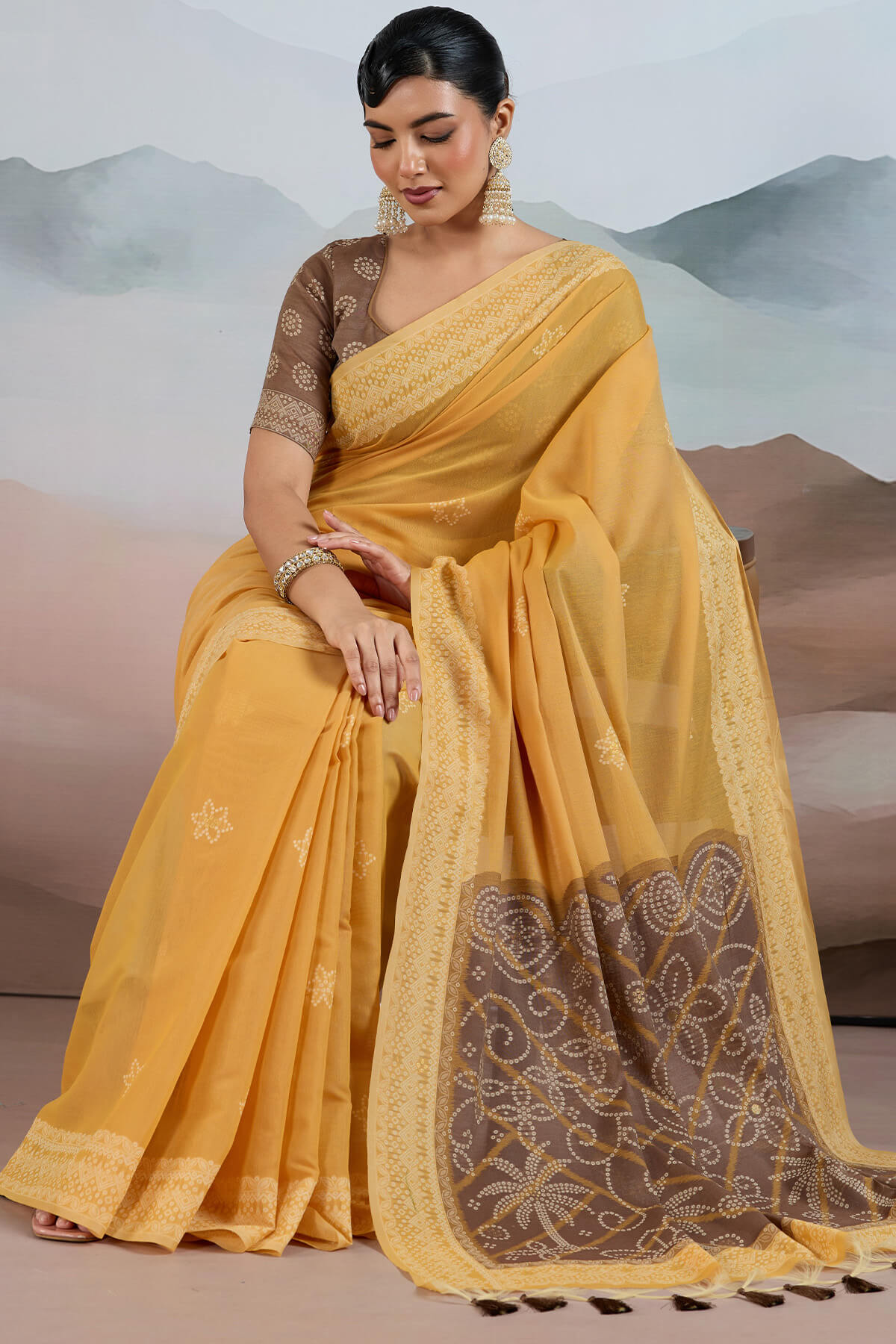 Luxuriant Yellow Cotton Silk Saree With Demesne Blouse Piece
