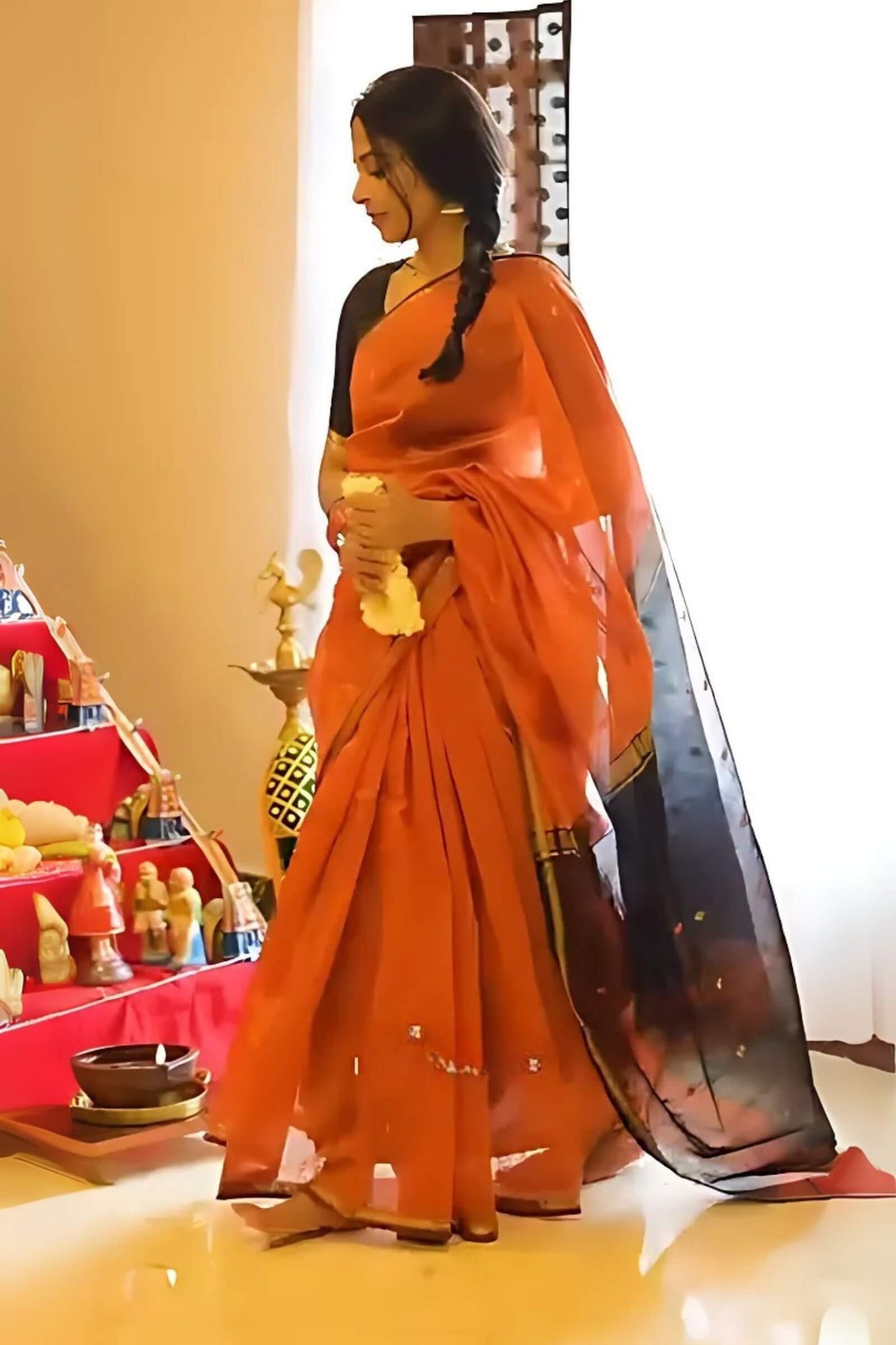 Luxuriant Orange Cotton Silk Saree With Sonorous Blouse Piece