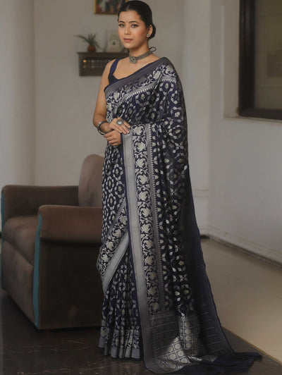 Phenomenal Navy Blue Soft Silk Saree With Demanding Blouse Piece