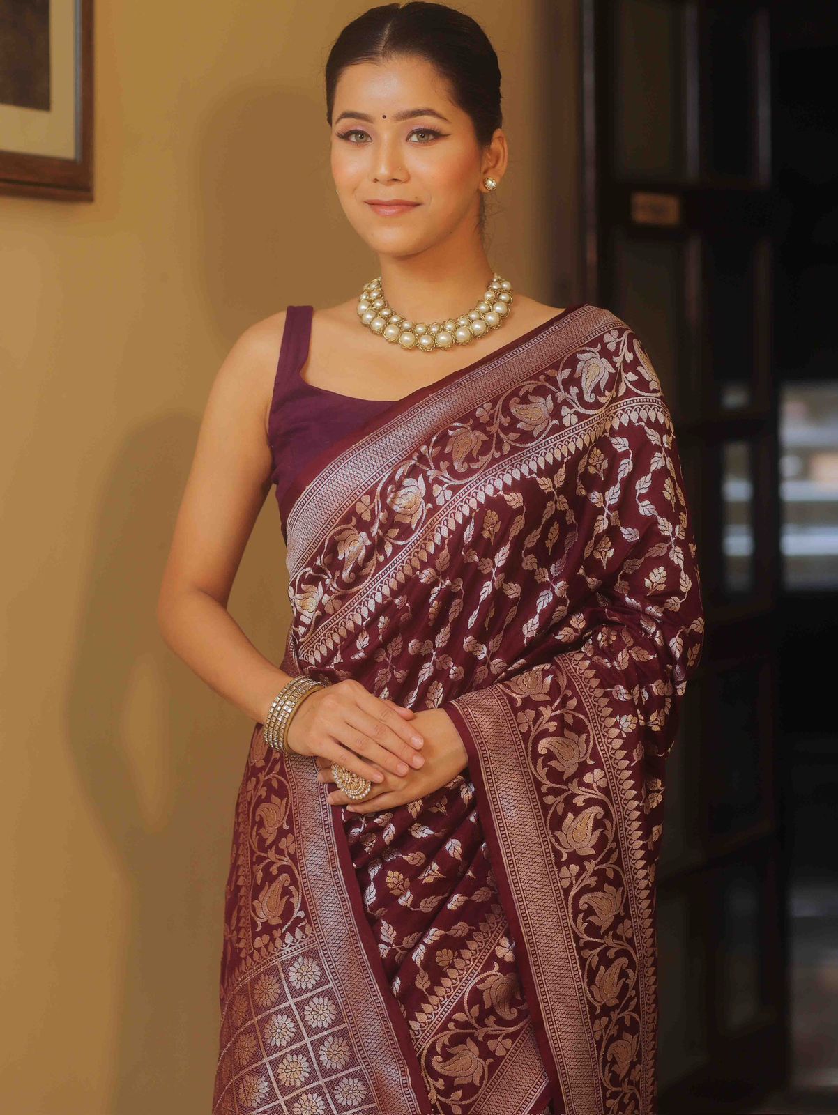 Fancifull Wine Soft Silk Saree With Classic Blouse Piece