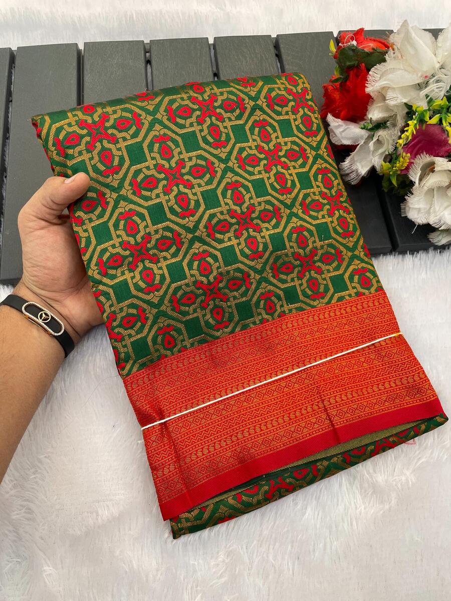 Ravishing Green Soft Banarasi Silk Saree With Blissful Blouse Piece