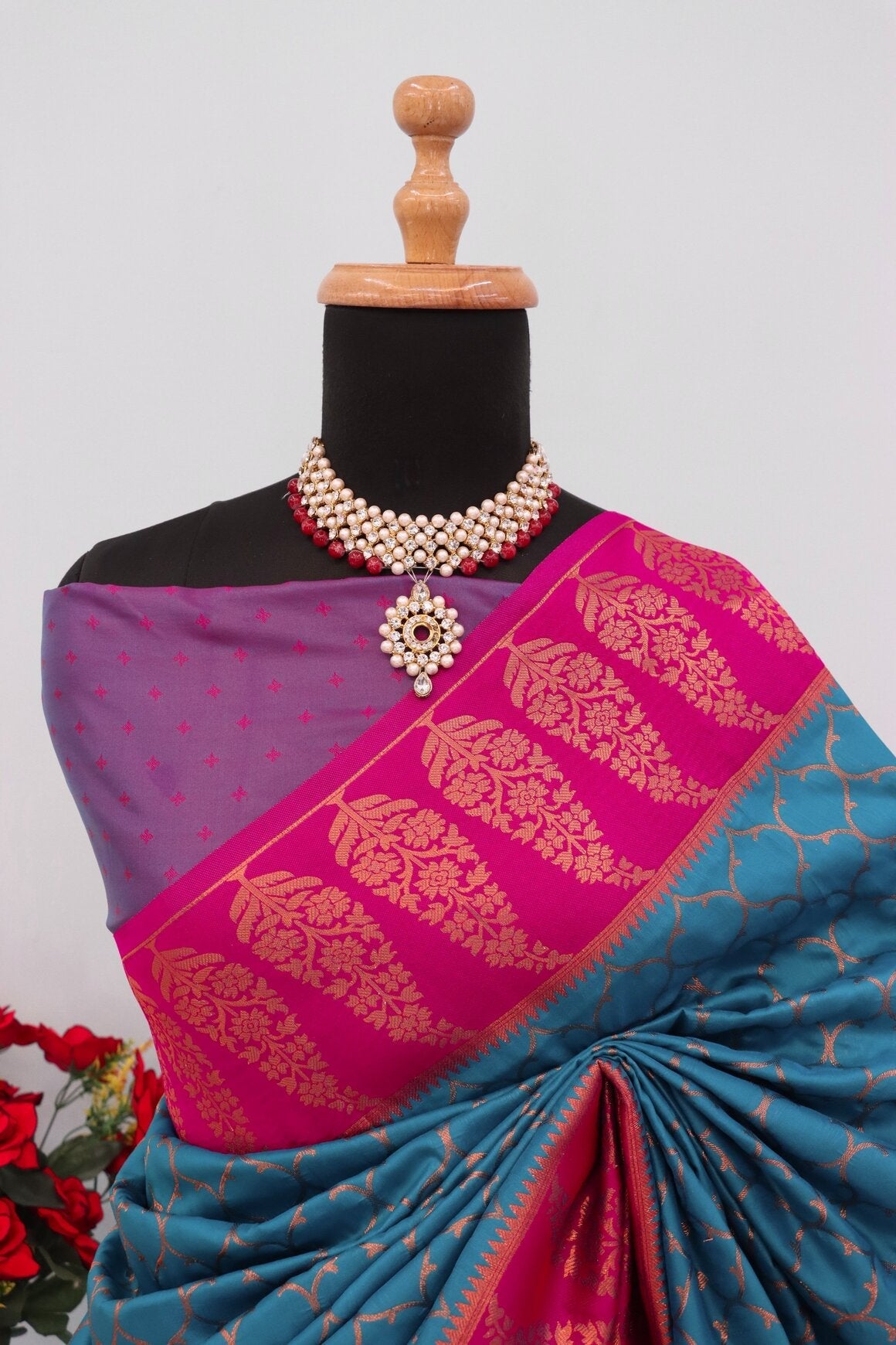 Elision Rama Soft Banarasi Silk Saree With Lagniappe Blouse Piece