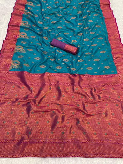 Effulgent Rama Soft Banarasi Silk Saree With Piquant Blouse Piece