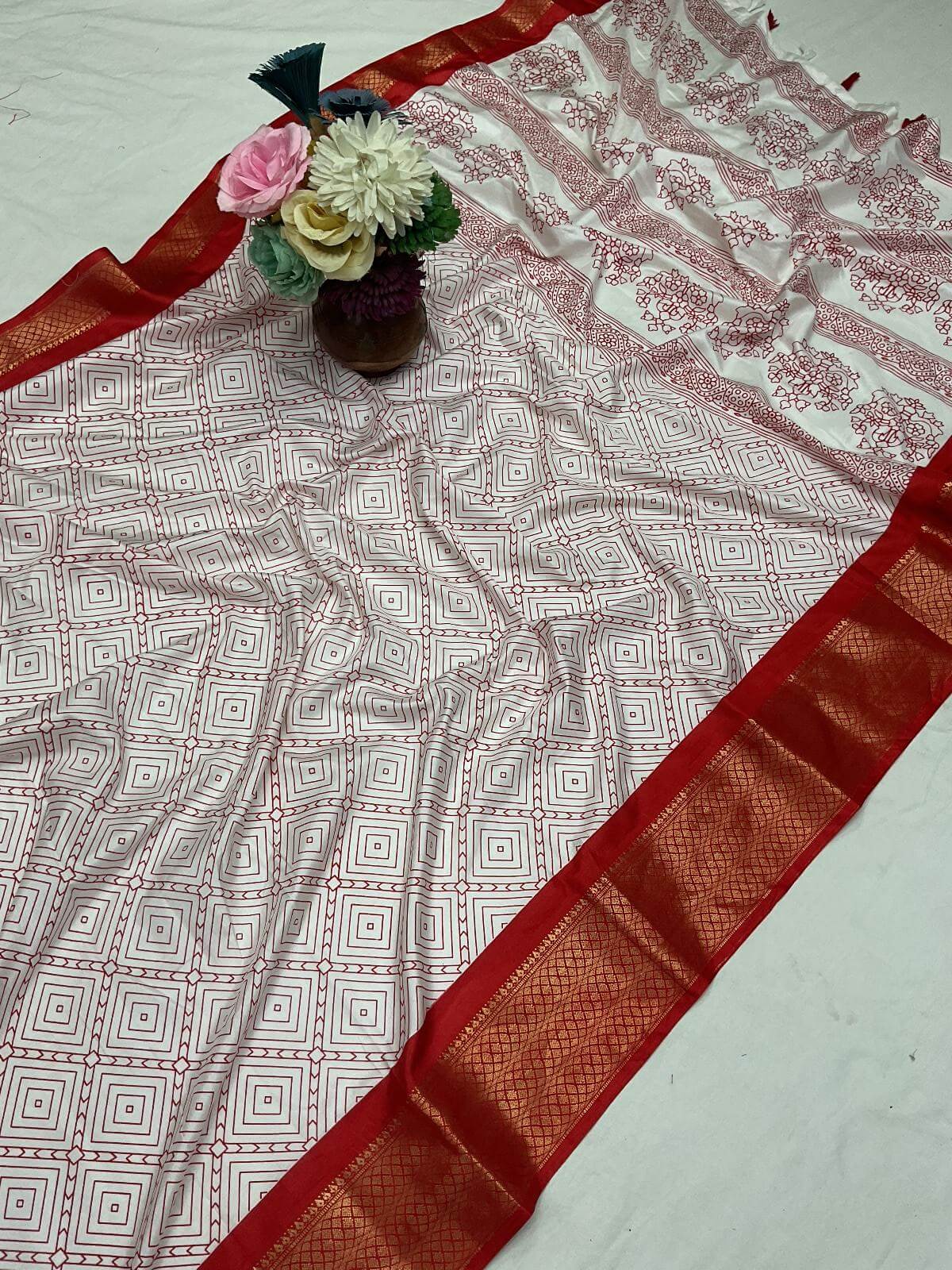 Allure Off White Digital Printed Dola Silk Saree With Enthralling Blouse Piece