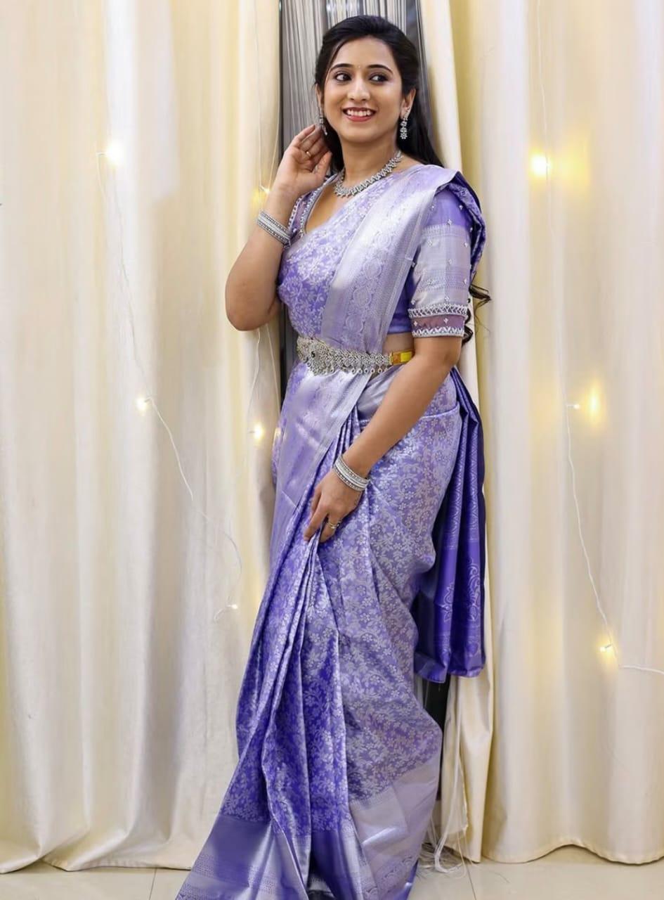 Desultory Lavender Soft Silk Saree With Majesty Blouse Piece