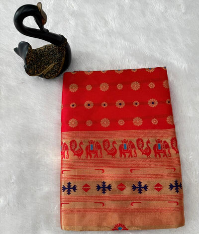 Effulgent Red Paithani Silk Saree With Jazzy Blouse Piece