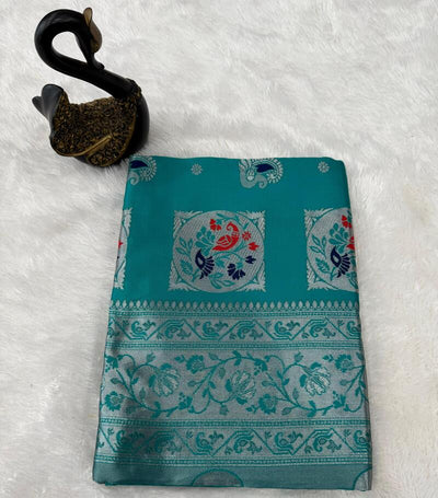 Quixotic Turqiouise Paithani Silk Saree With Majesty Blouse Piece