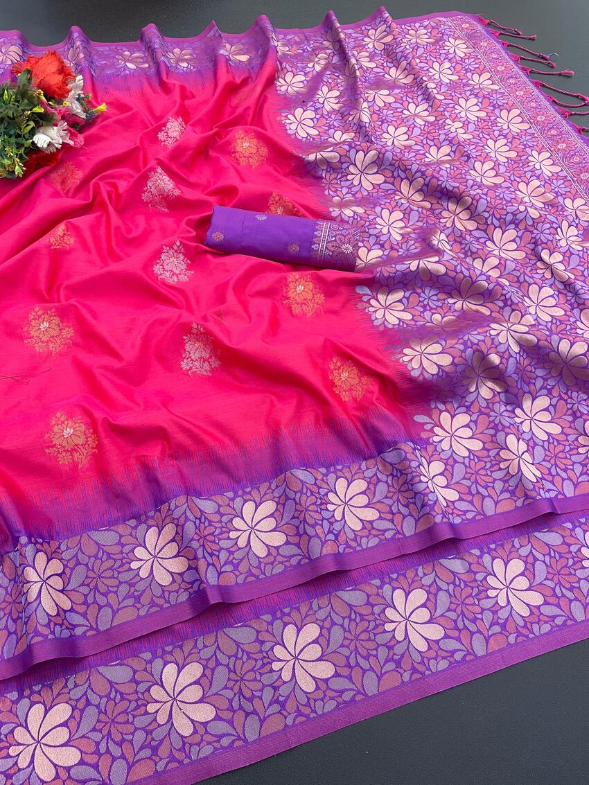 Prominent Dark Pink Soft Banarasi Silk Saree With Comely Blouse Piece