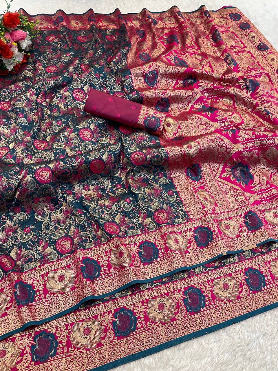 Scintillating Rama Soft Banarasi Silk Saree With Staggering Blouse Piece