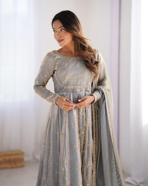 Embroidered Anarkali Suit Set with Dupatta & Bottom – 5 Color Options