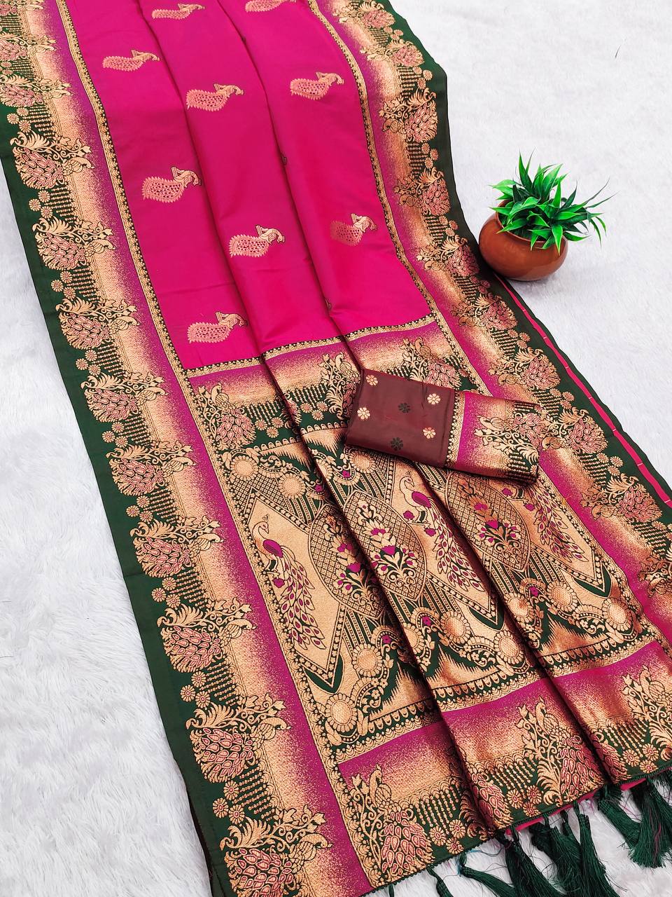 Exquisite Rani Pink & Bottle Green Kanjivaram Silk Saree with Rich Zari Pallu