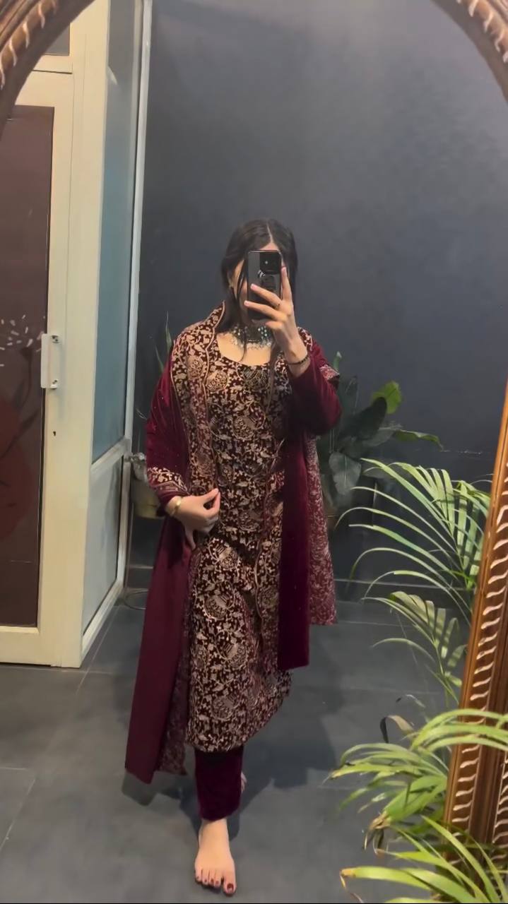 Maroon Velvet Heavy Embroidered Kurta Pant Set with Dupatta – Festive & Party Wear