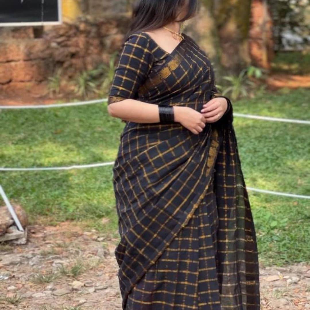 Elegant Black & Gold Checked Saree with Zari Border