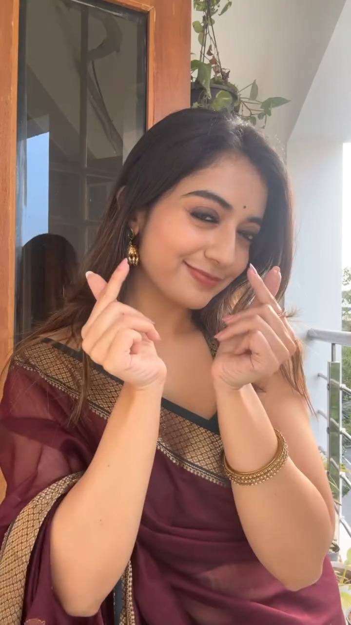 Deep Wine Chanderi Saree with Emerald Green Halter Neck Blouse