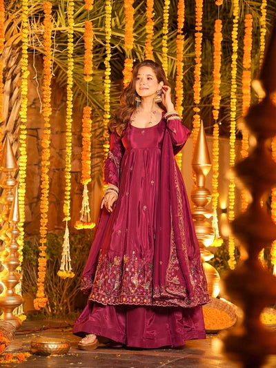 Elegant Embroidered Festival Anarkali Suit Set – 2 Color Options