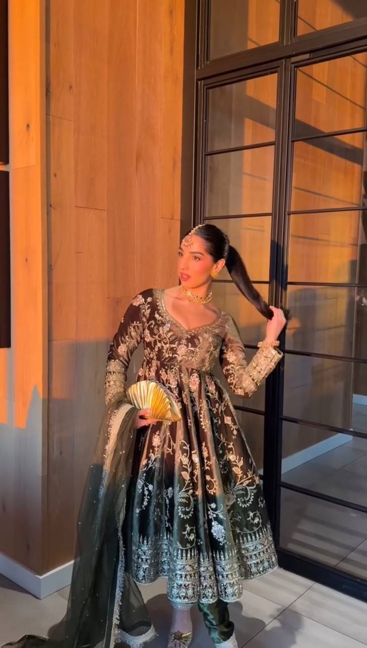 Green Velvet Heavy Embroidered Anarkali Kurta Pant Set with Dupatta – Festive & Wedding Wear