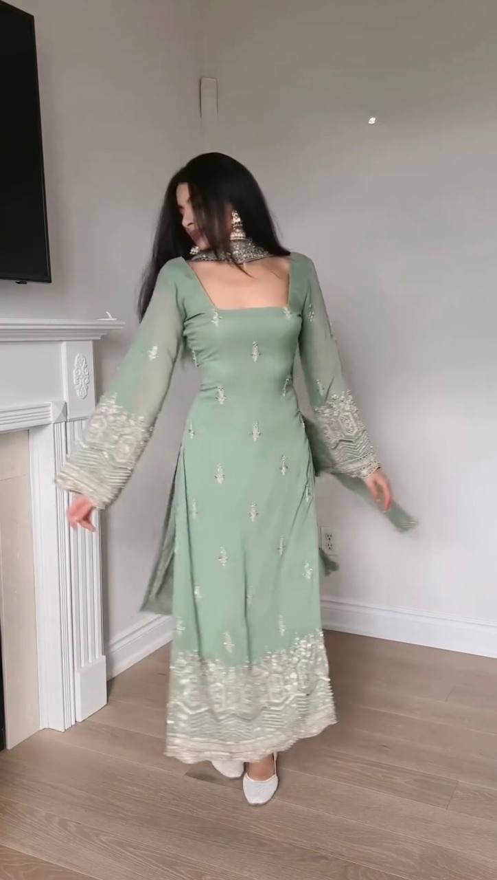 Embroidered Kurta Pant Set with Net Dupatta – Mint Green & Dusty Rose