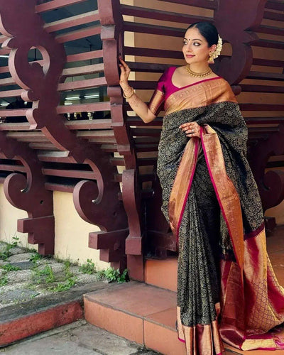 Royal Black Silk Saree with Antique Gold Zari Weaving & Contrast Pink Border | Premium Wedding & Festive Wear