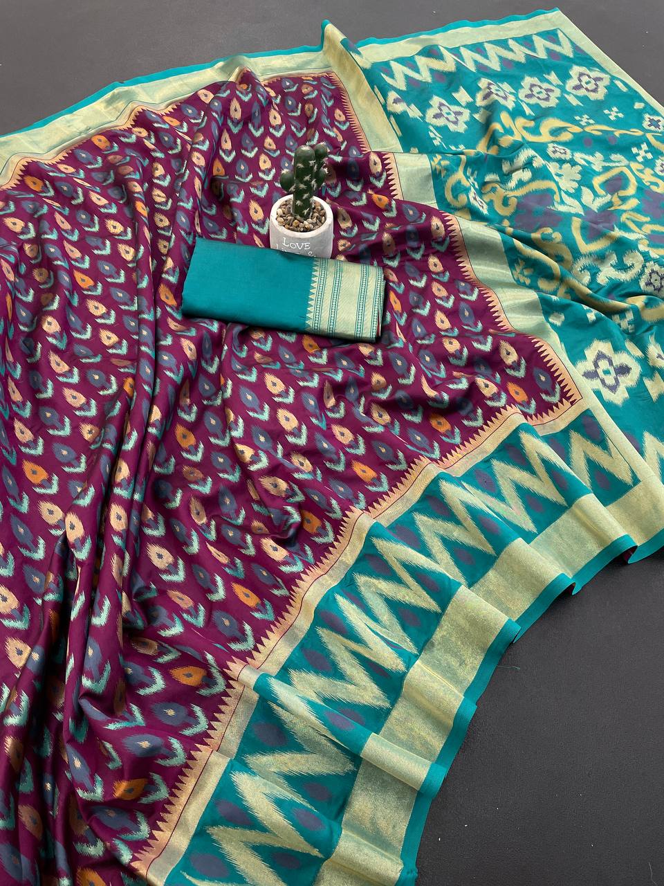 Royal Wine Purple Ikkat Style Silk Saree with Teal Contrast Border & Traditional Designer Pallu | Premium Festive Wear