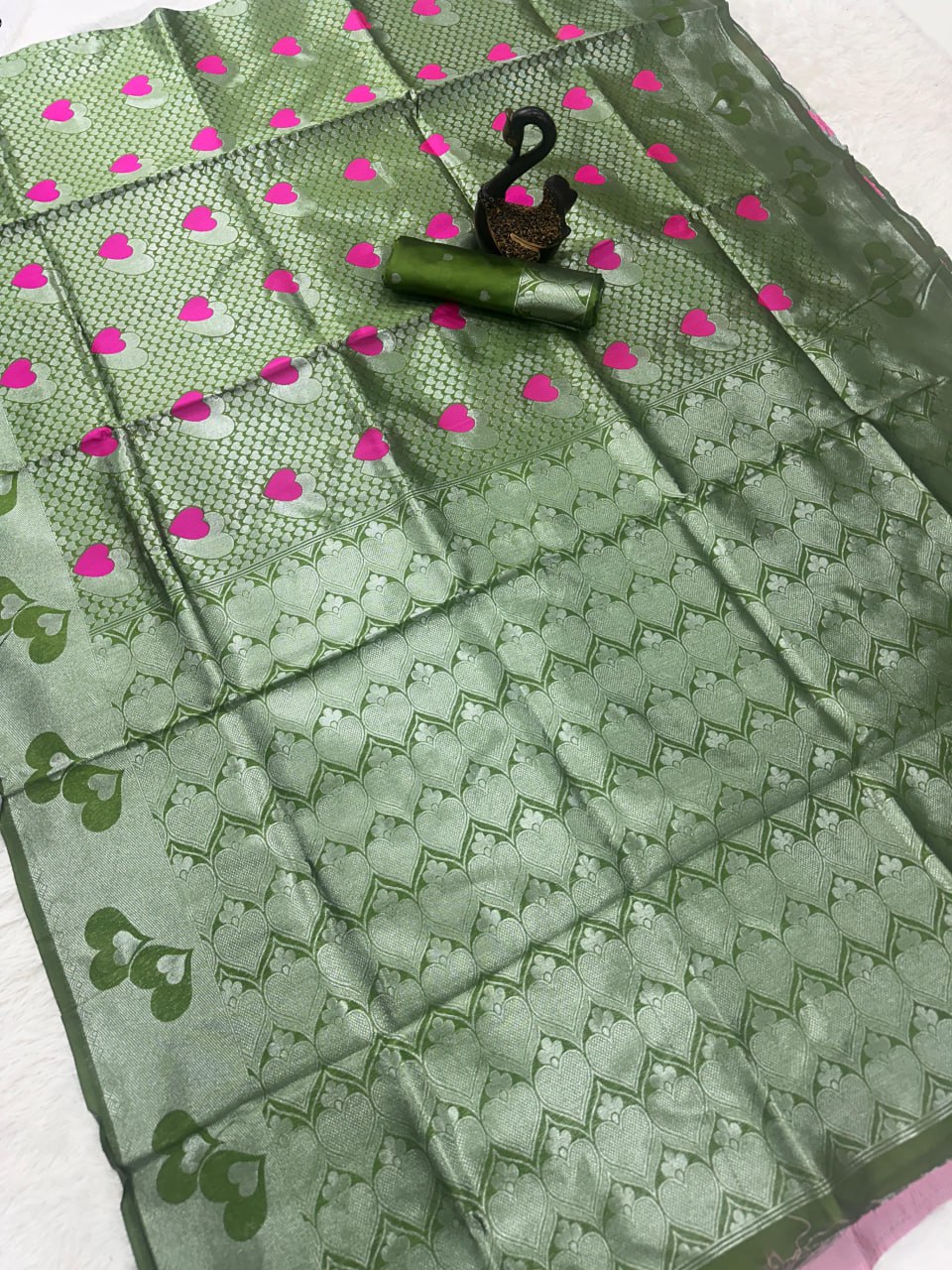 Green Heart Design Silk Saree