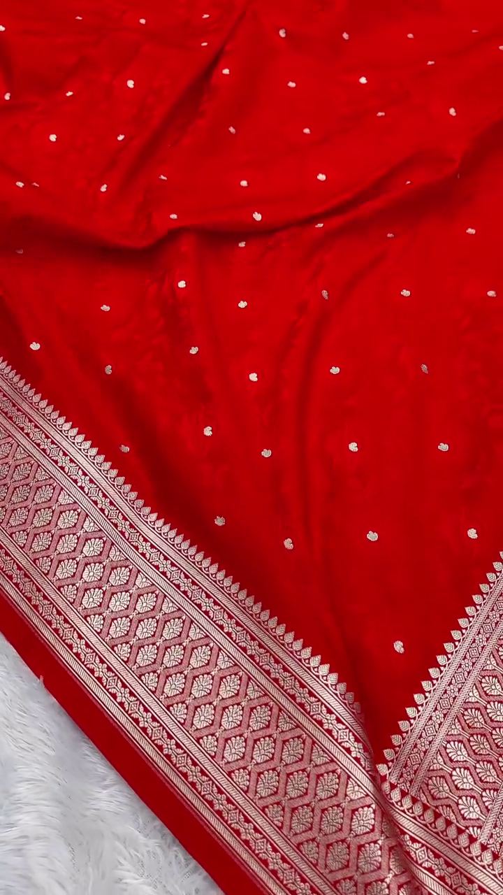 Royal Red Banarasi Silk Saree With Zari Weaving