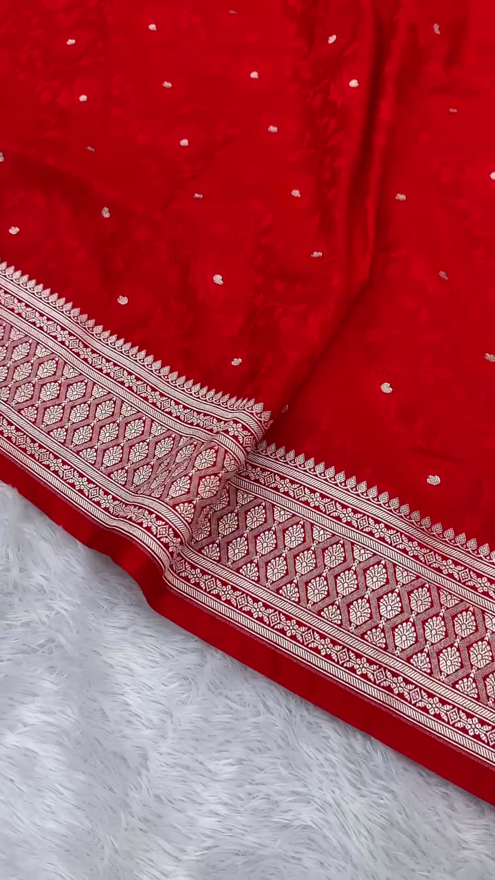 Royal Red Banarasi Silk Saree With Zari Weaving