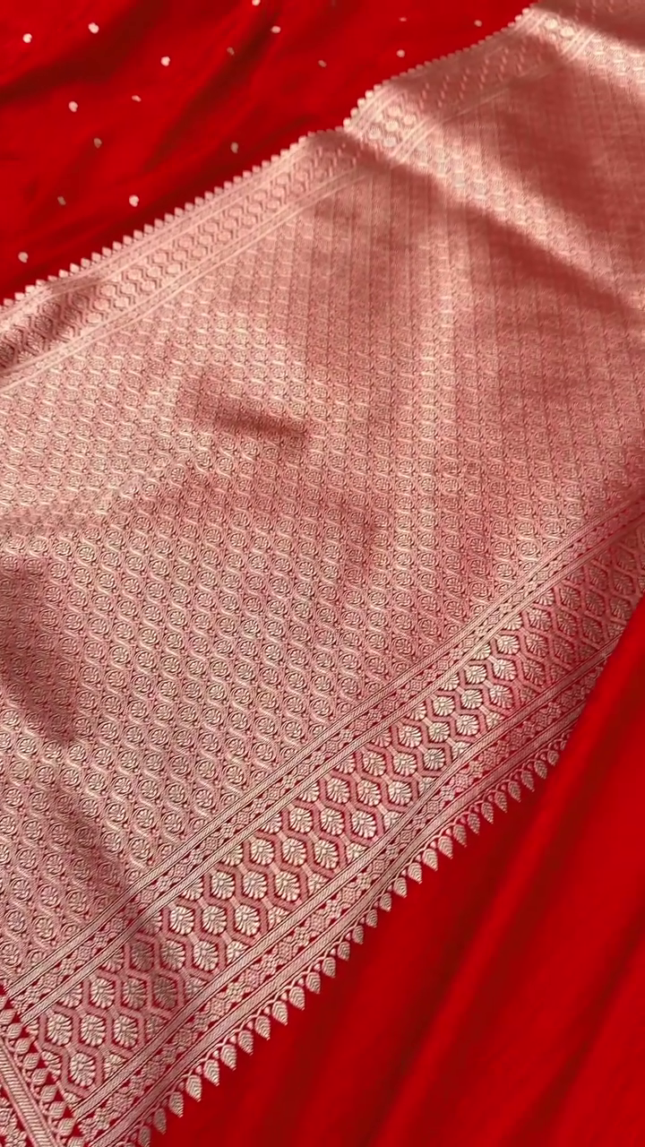 Royal Red Banarasi Silk Saree With Zari Weaving